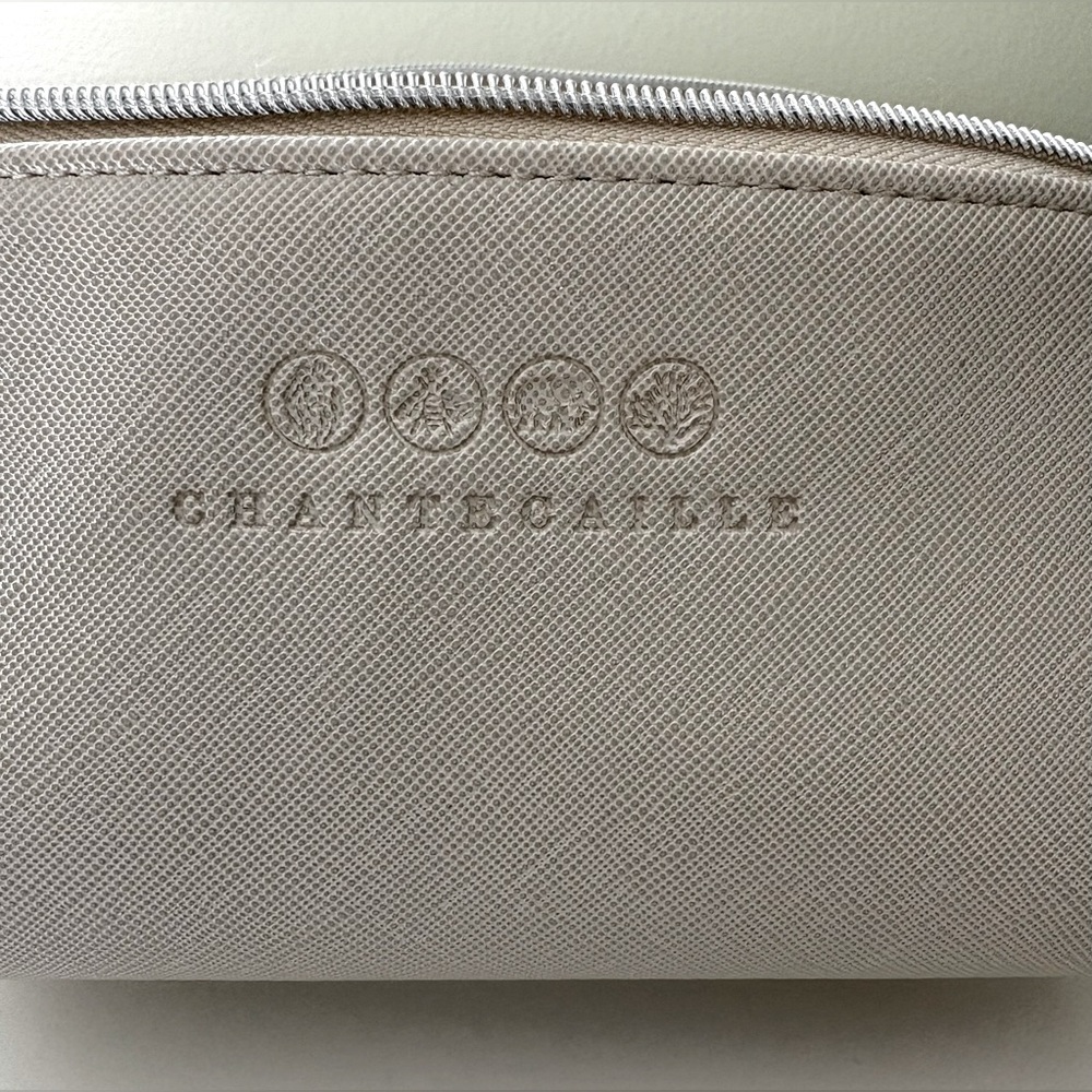 Chantecaille Aromacologie Travel-size w/Cosmetics Bag - Picture 9 of 10
